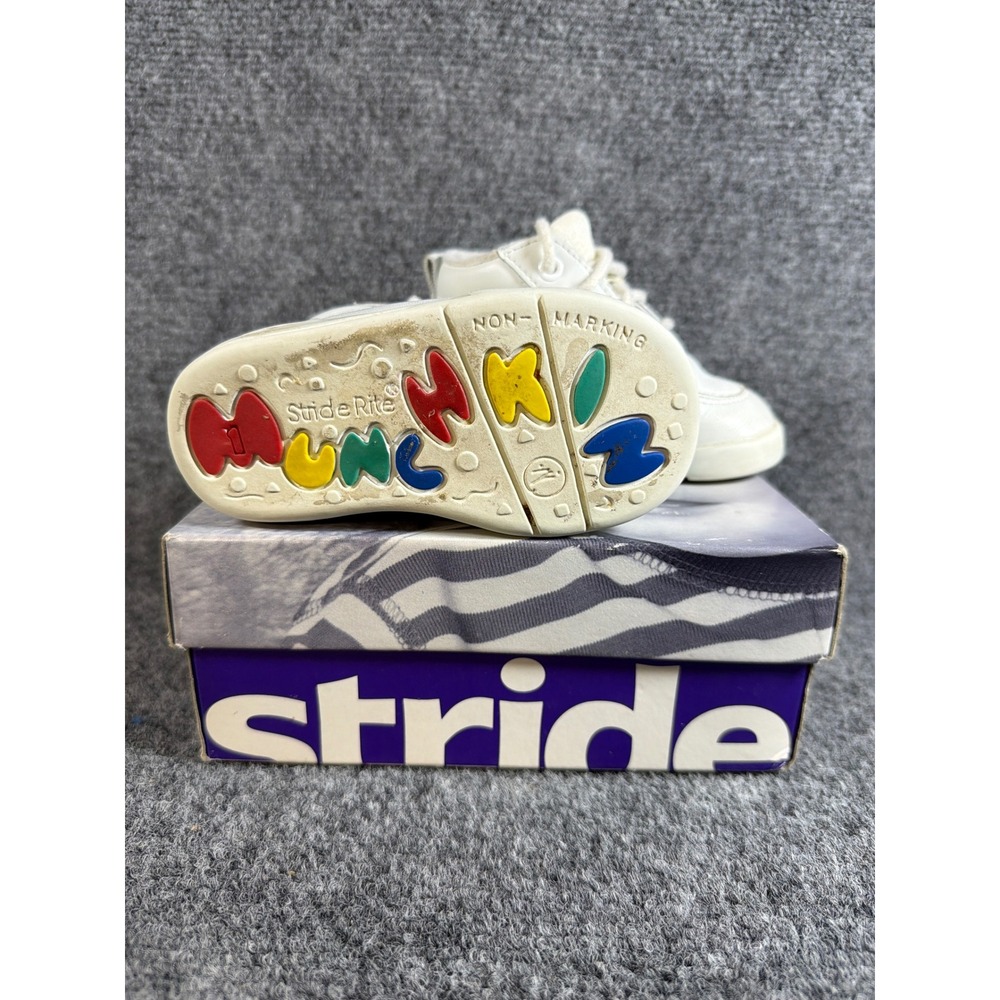 Stride Rite Munchkinz White Leather Baby Walking Shoes High Top 5XW 2514057